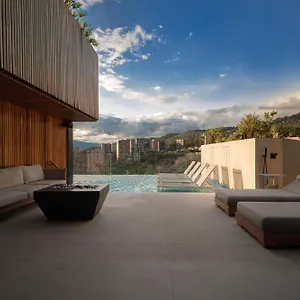 Binn 5*, Medellin Colombia